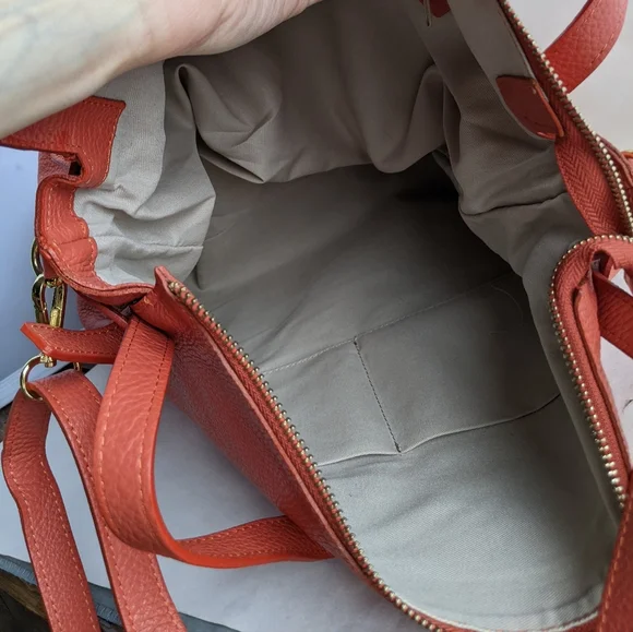 Valentina Coral Tote Bag - Picture 7 of 8